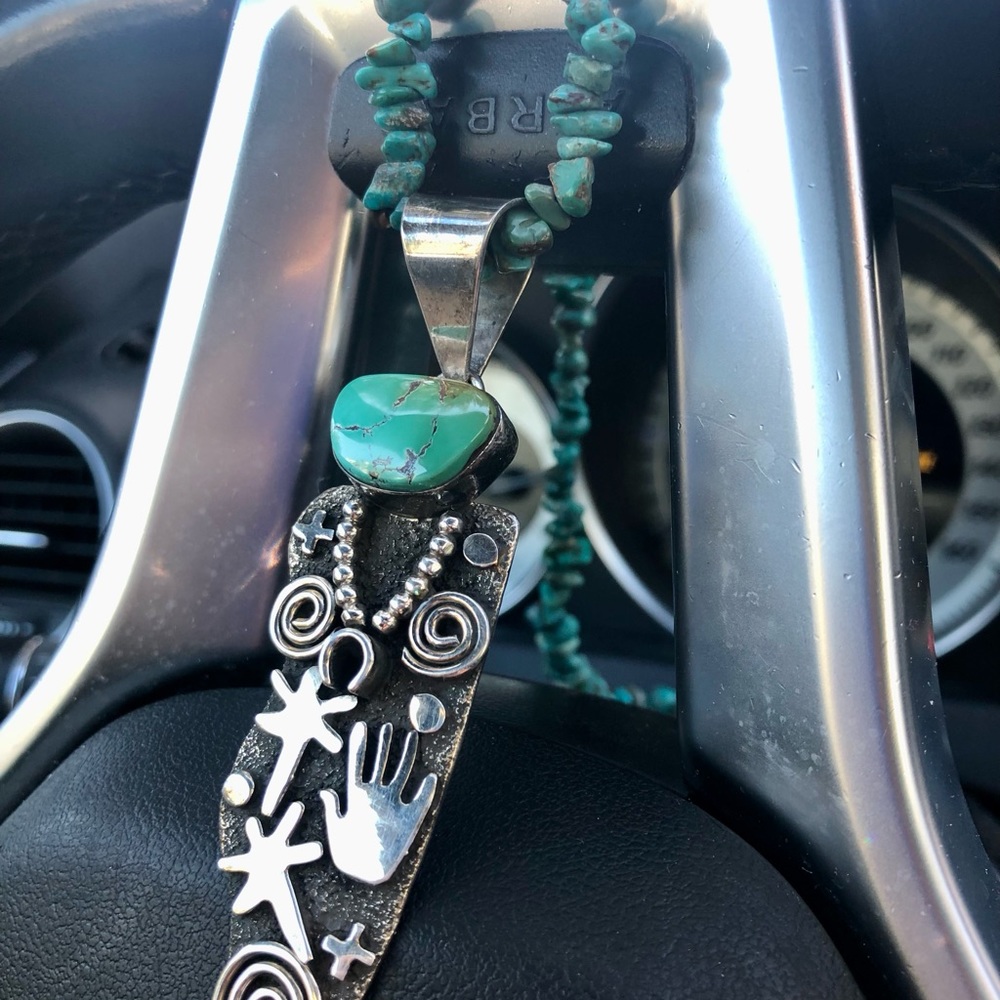 Alex Sanchez Navajo                              necklace ( signed  )❤️